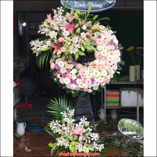 Hoa viếng đám tang ở Chí Linh tỉnh Hải Dương