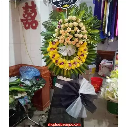 Vòng hoa chia buồn tang lễ ở Cao Lãnh