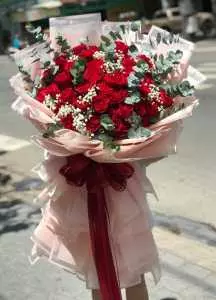 Bó hoa hồng tặng người yêu, bạn gái - KHO1330