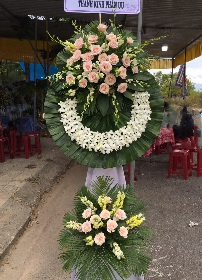 Hoa viếng tang lễ - HV1558